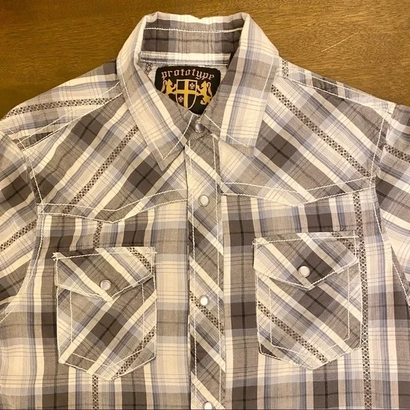 Pearl Snap Button Sz Medium. Prototype Brand Cotton Plaid Western Shirt EUC - Picture 3 of 8